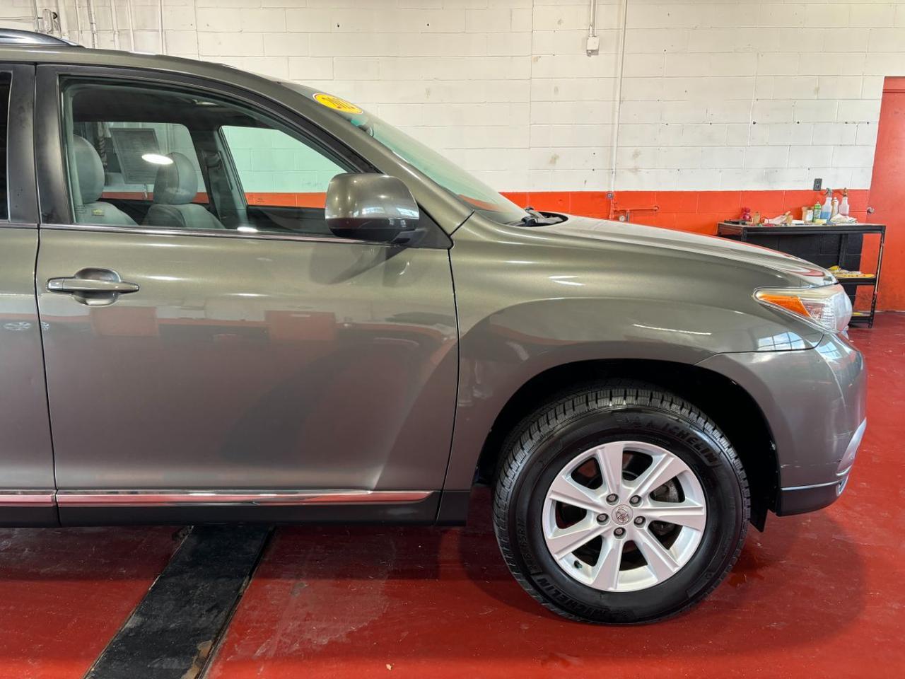 2012 Toyota Highlander Base V6 Franklin OH