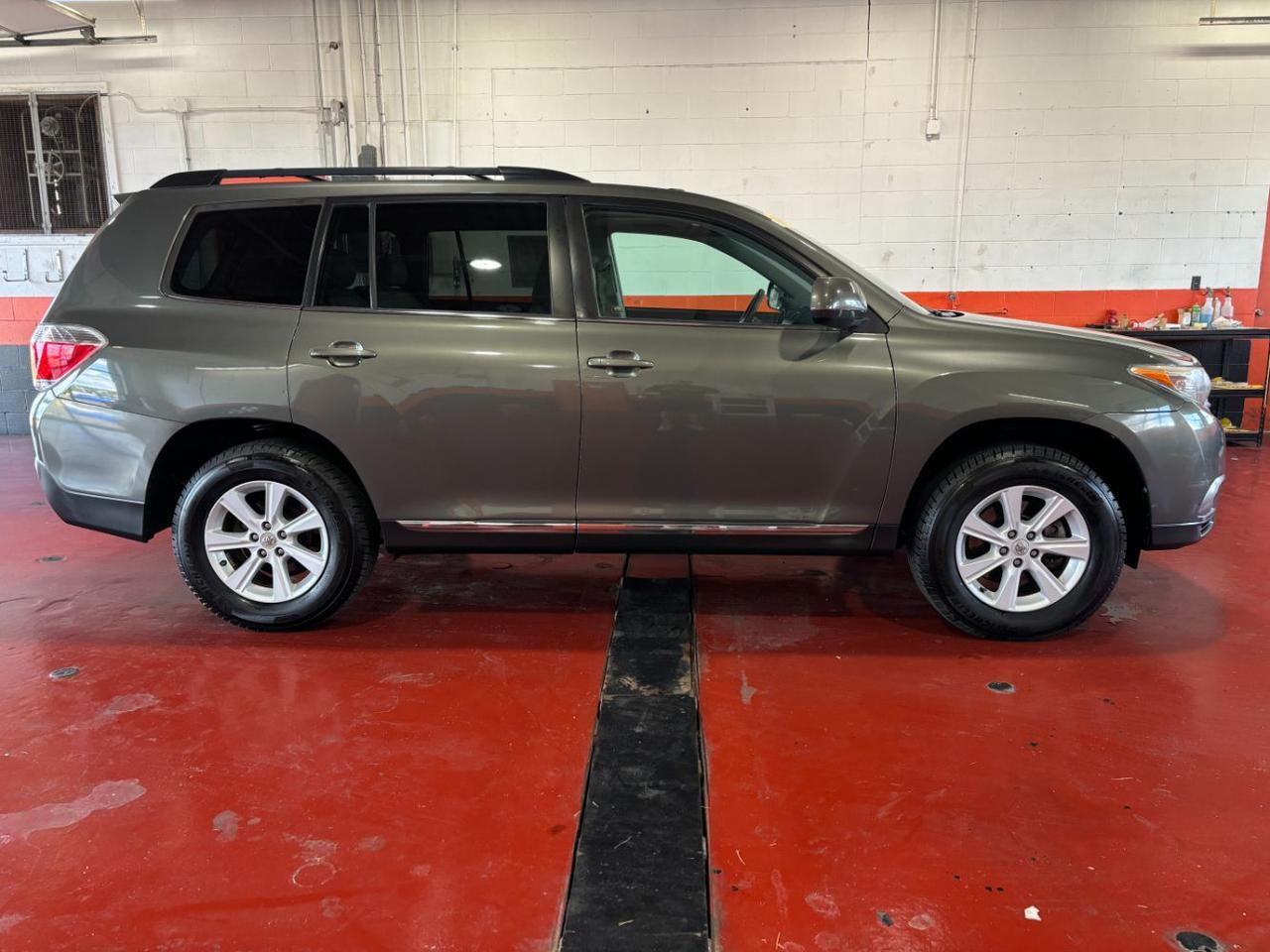 2012 Toyota Highlander Base V6 Franklin OH