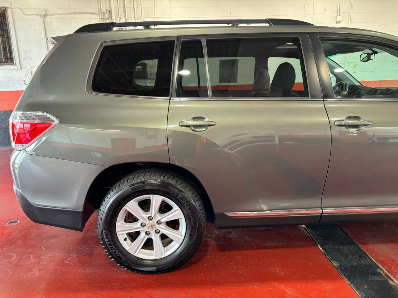 2012 Toyota Highlander Base V6 Franklin OH