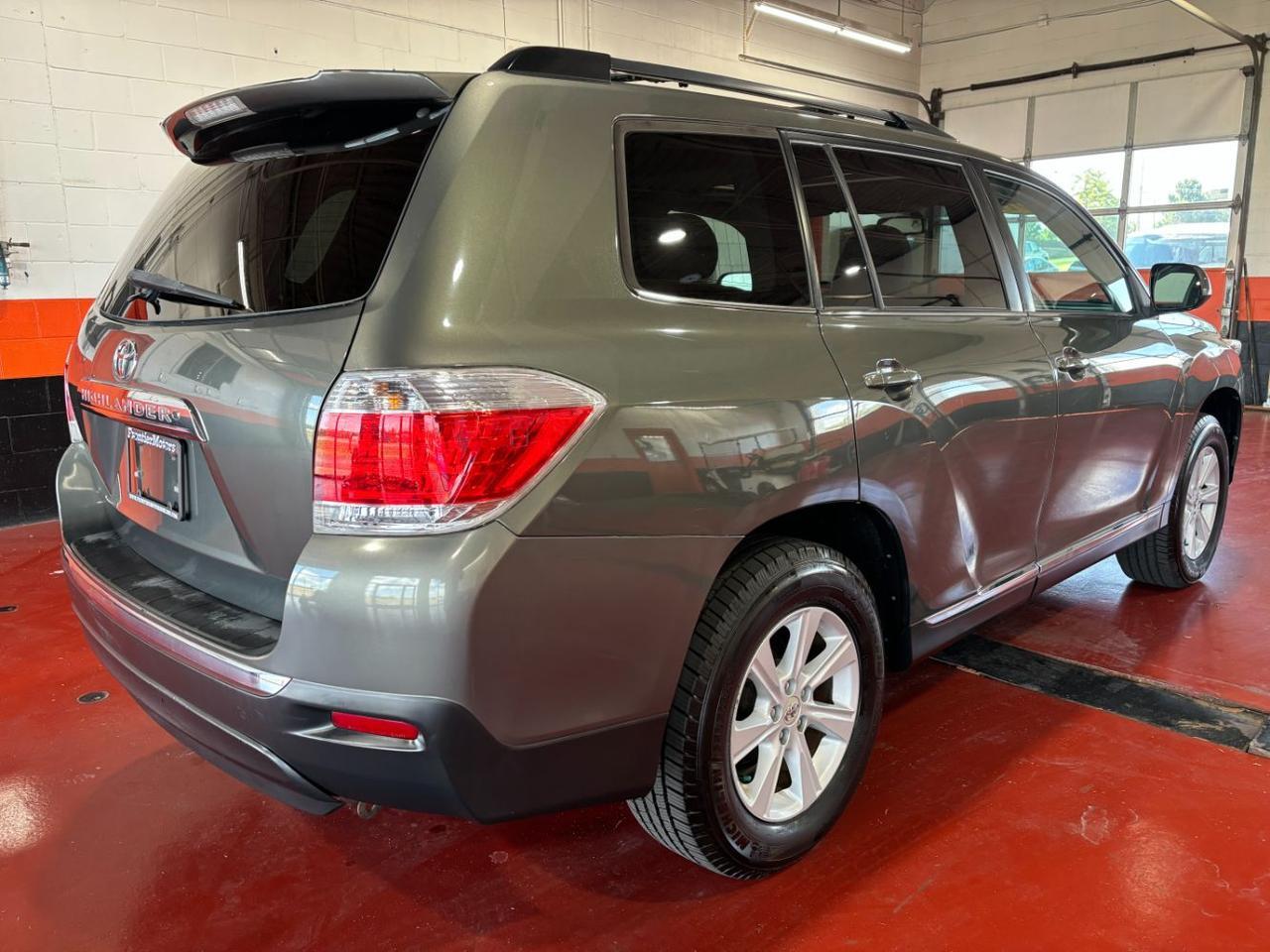 2012 Toyota Highlander Base V6 Franklin OH