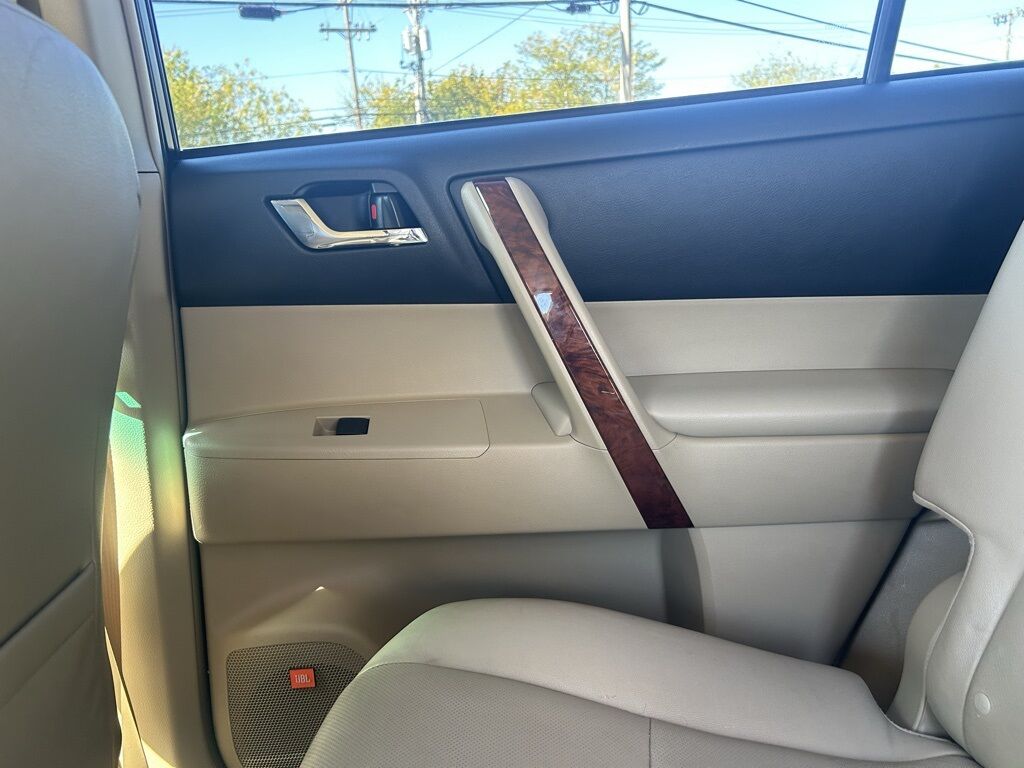 2012 Toyota Highlander Hybrid Limited Crestwood KY