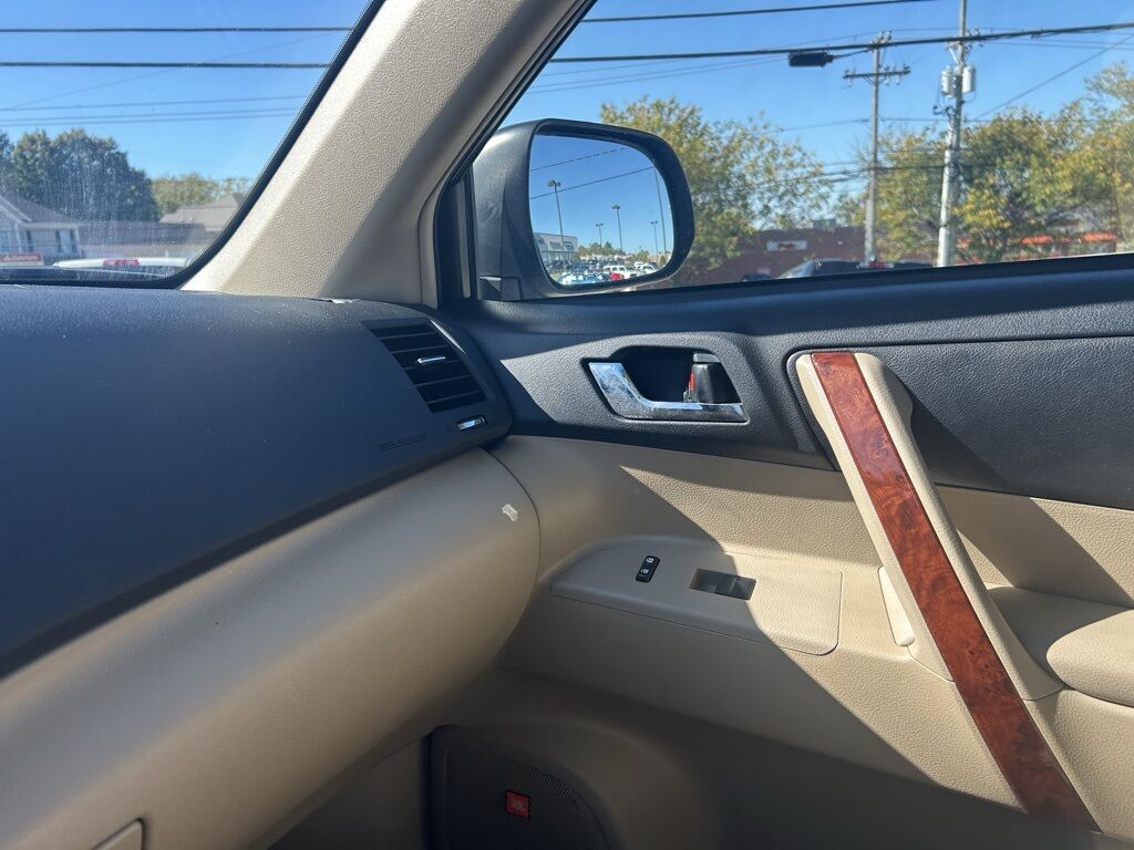 2012 Toyota Highlander Hybrid Limited Crestwood KY