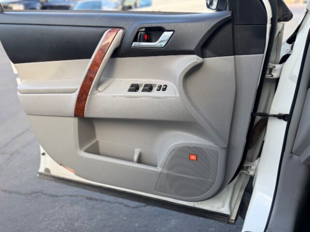 2012 Toyota Highlander Limited V6 Mesa AZ