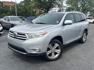 2012_Toyota_Highlander_Limited_ Worcester MA