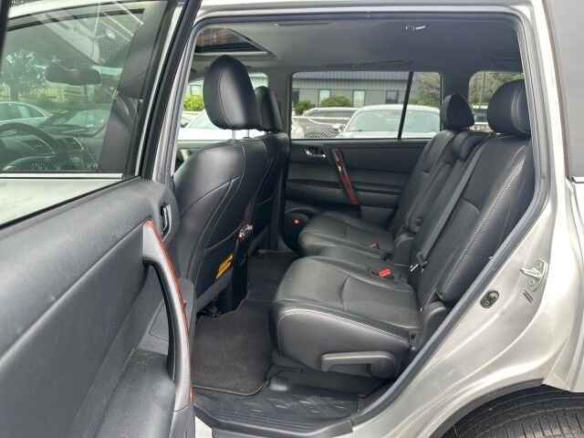 2012 Toyota Highlander Limited Worcester MA