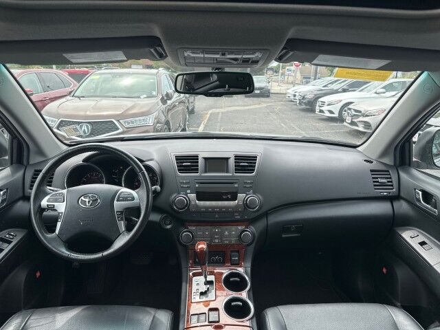 2012 Toyota Highlander Limited Worcester MA