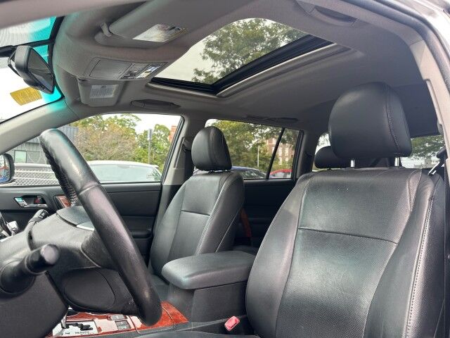 2012 Toyota Highlander Limited Worcester MA