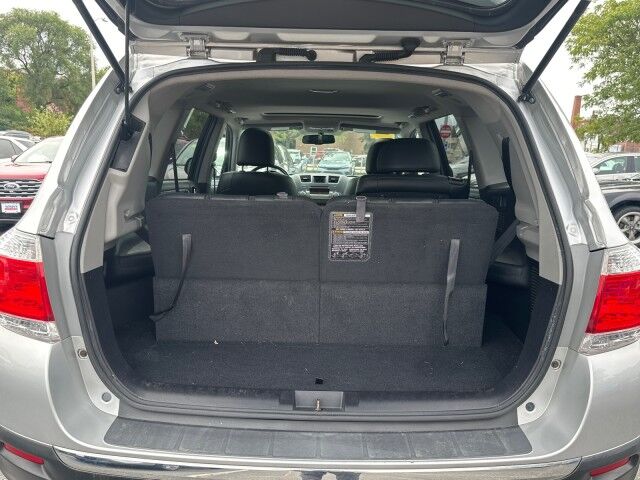 2012 Toyota Highlander Limited Worcester MA