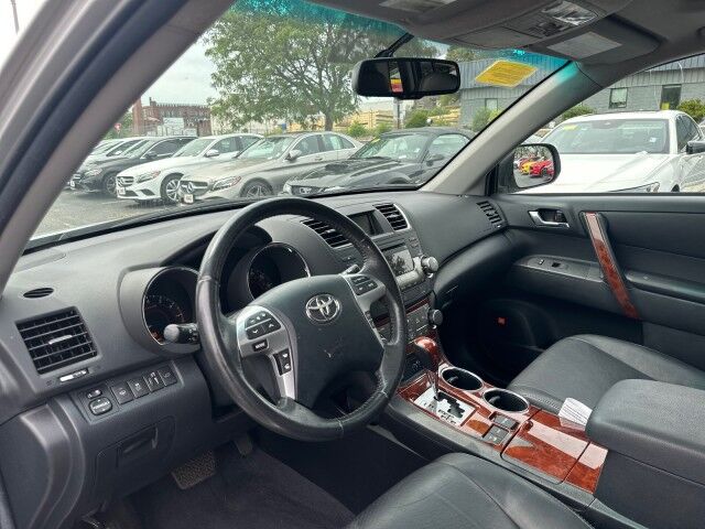 2012 Toyota Highlander Limited Worcester MA