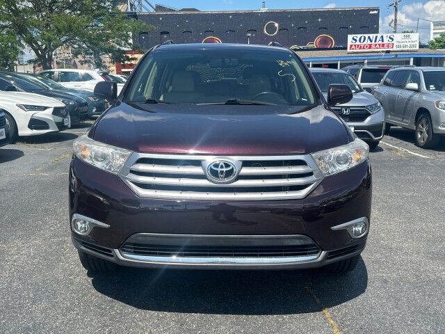 2012 Toyota Highlander Limited Worcester MA