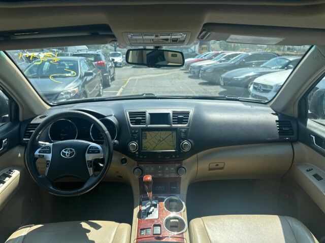 2012 Toyota Highlander Limited Worcester MA
