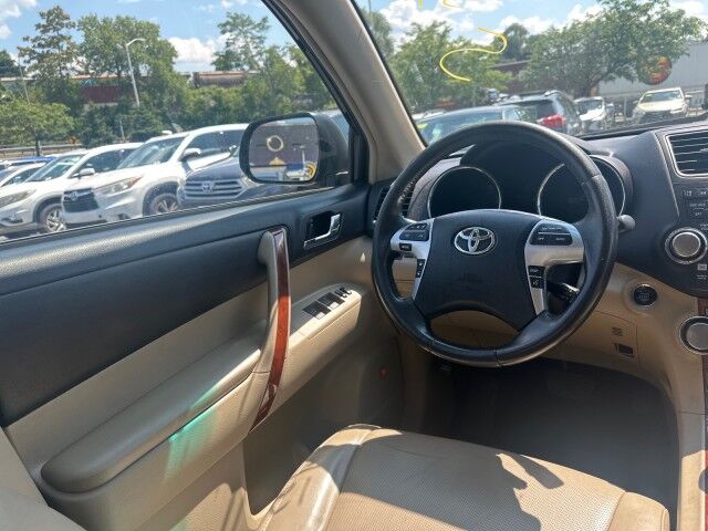 2012 Toyota Highlander Limited Worcester MA