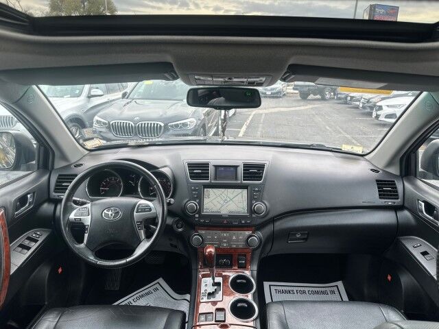 2012 Toyota Highlander Limited Worcester MA 2012 Toyota Highlander Limited Worcester MA