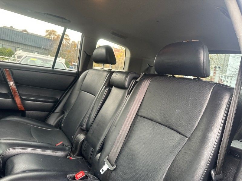 2012 Toyota Highlander Limited Worcester MA 2012 Toyota Highlander Limited Worcester MA