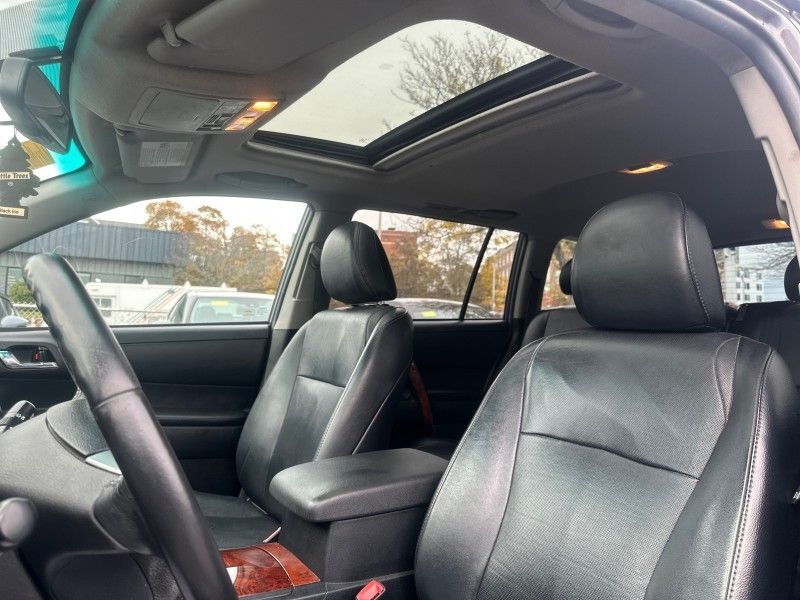 2012 Toyota Highlander Limited Worcester MA 2012 Toyota Highlander Limited Worcester MA