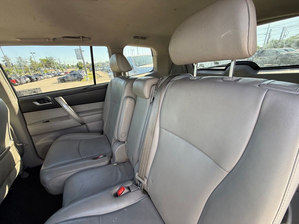 2012 Toyota Highlander SE Crestwood KY