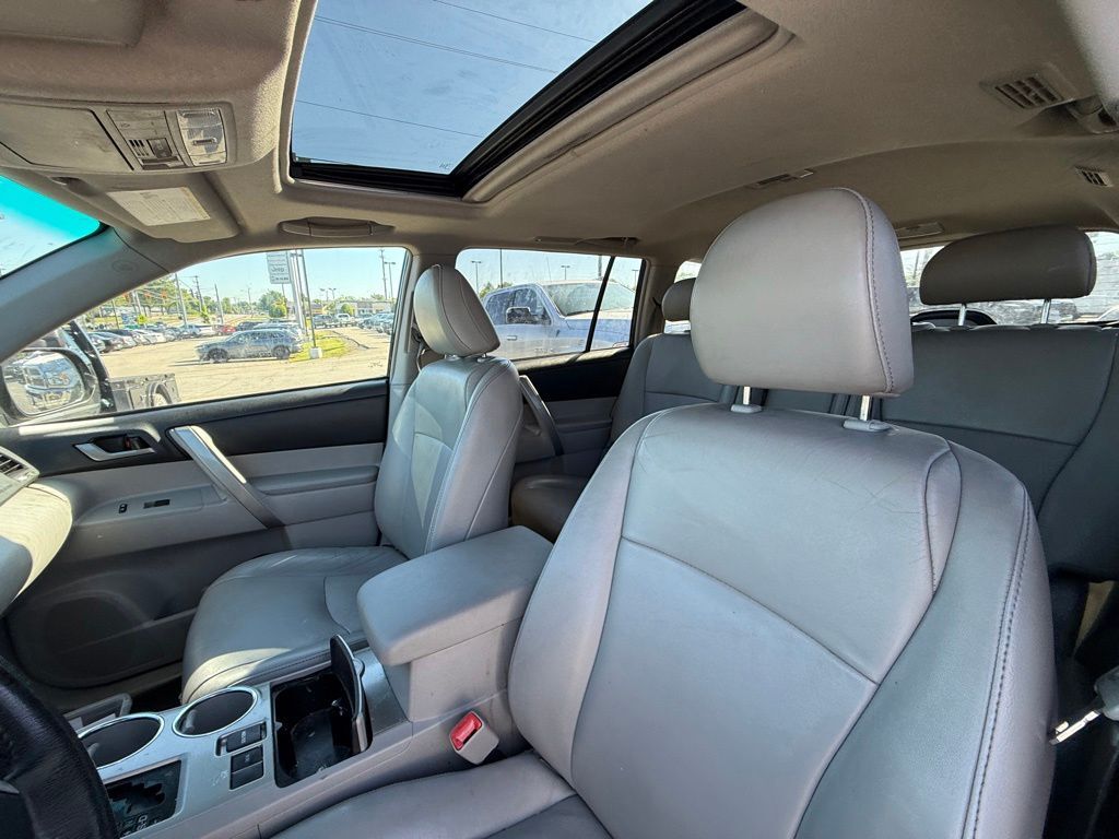 2012 Toyota Highlander SE Crestwood KY