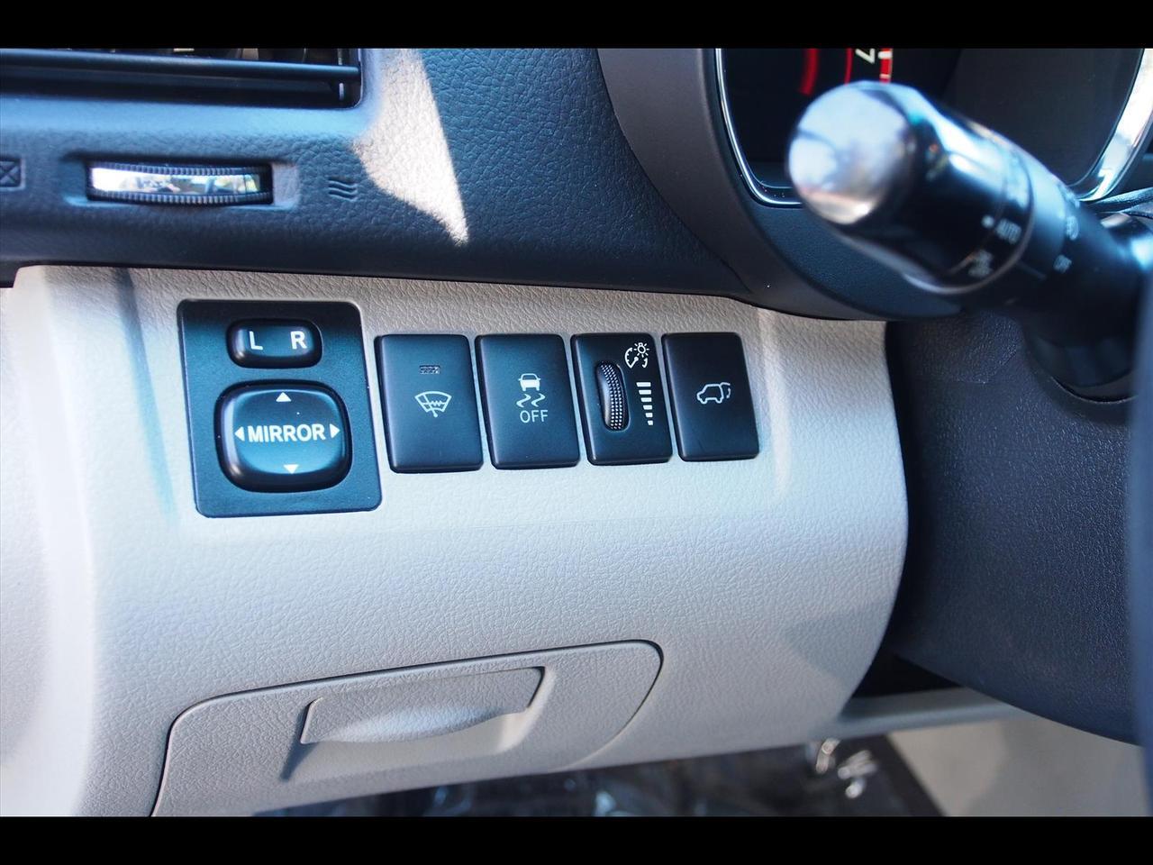 2012 Toyota Highlander SE
