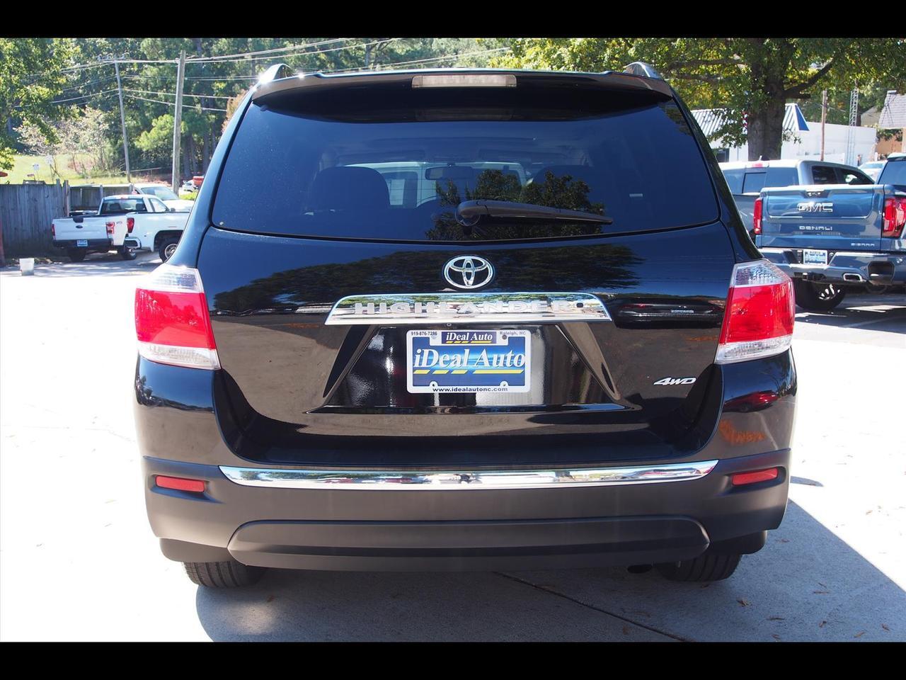 2012 Toyota Highlander SE