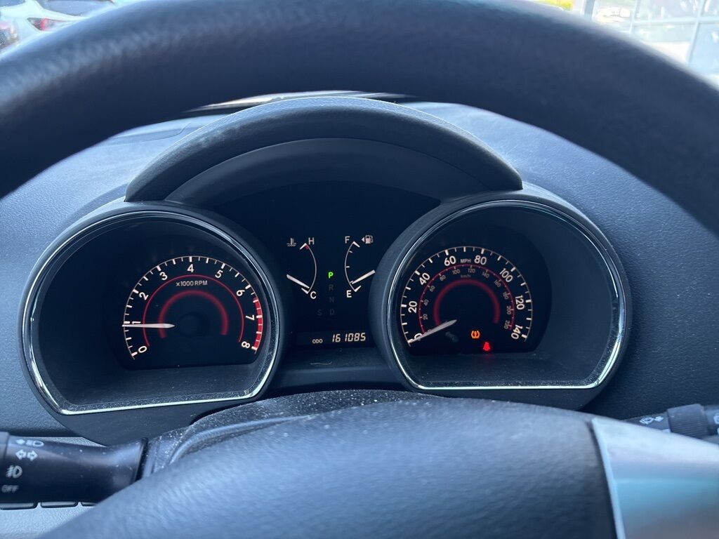 2012 Toyota Highlander SE