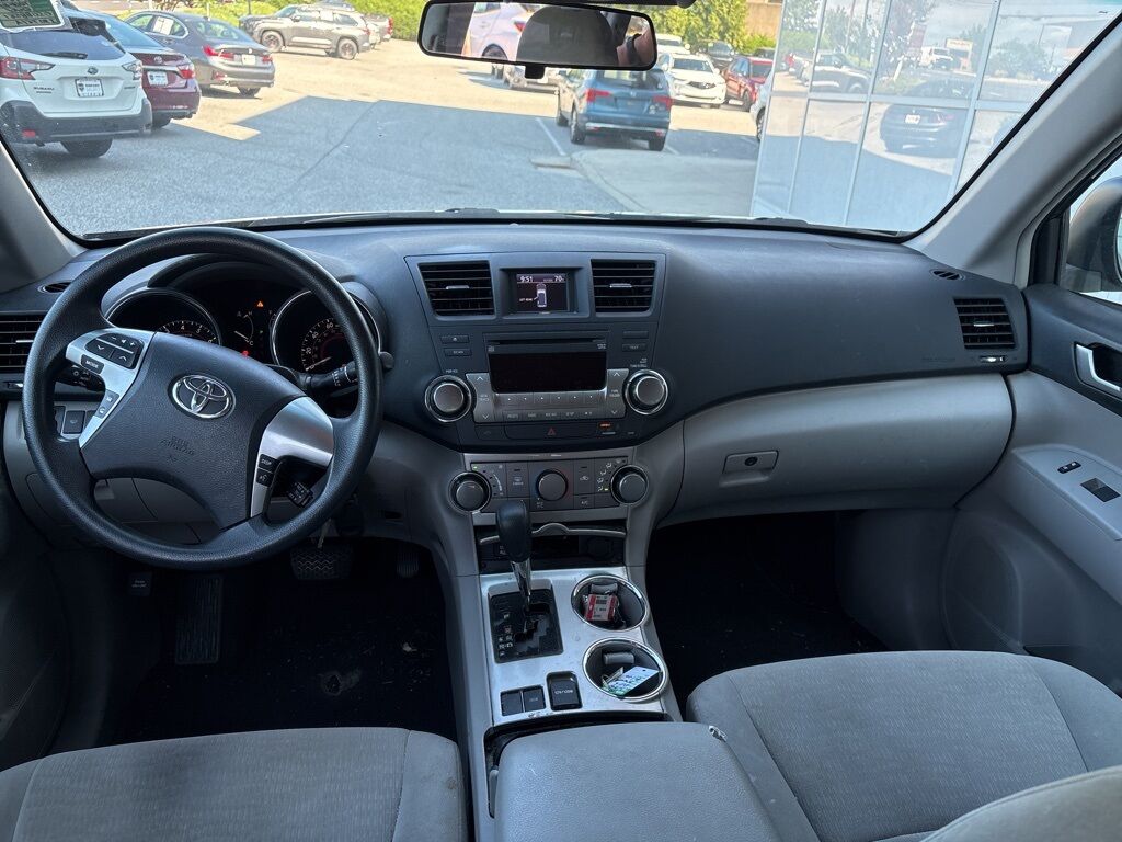 2012 Toyota Highlander SE