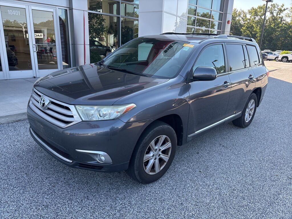 2012 Toyota Highlander SE