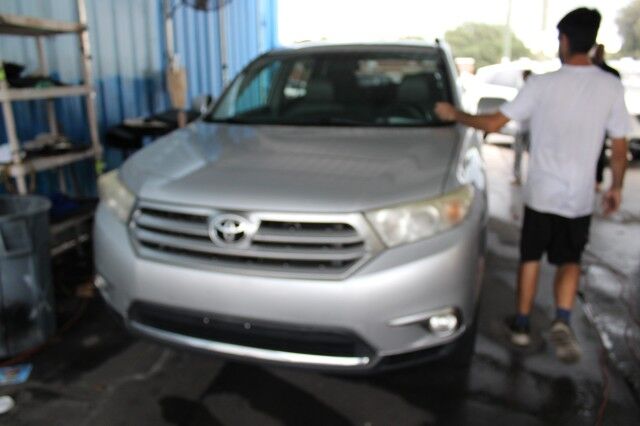 2012 Toyota Highlander V6 SE