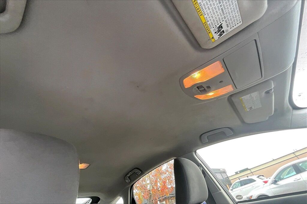 2012 Toyota Prius One OR