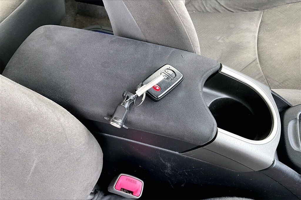 2012 Toyota Prius One OR