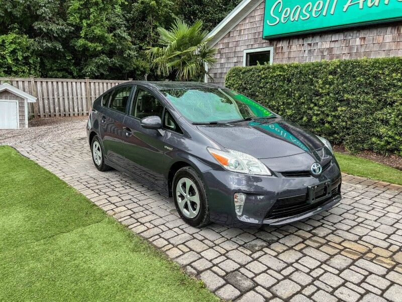 2012 Toyota Prius Two
