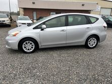 Toyota Prius v Two 2012