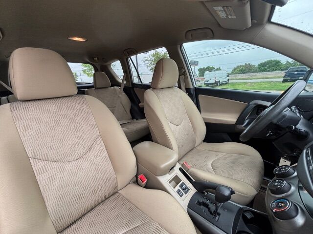 2012 Toyota RAV4 BASE I4 2WD Austin TX