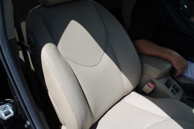 2012 Toyota RAV4 Limited photo 10