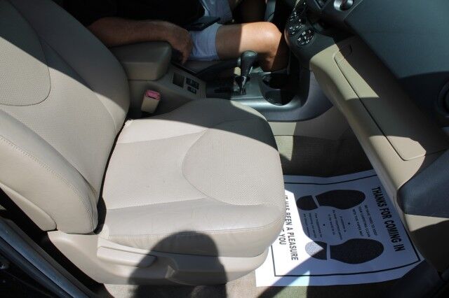 2012 Toyota RAV4 Limited photo 9
