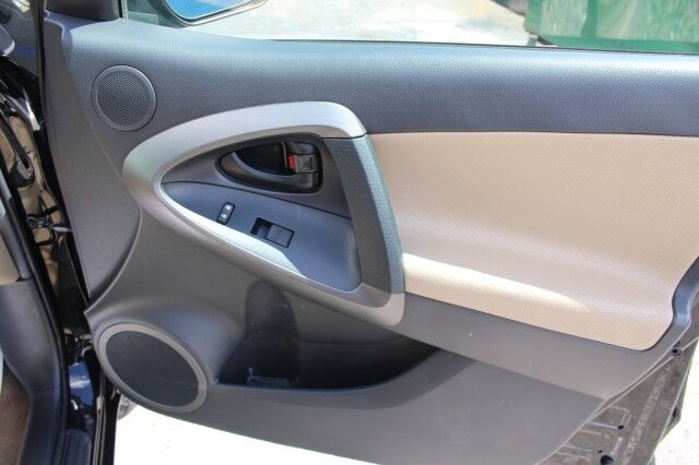 2012 Toyota RAV4 Limited photo 11