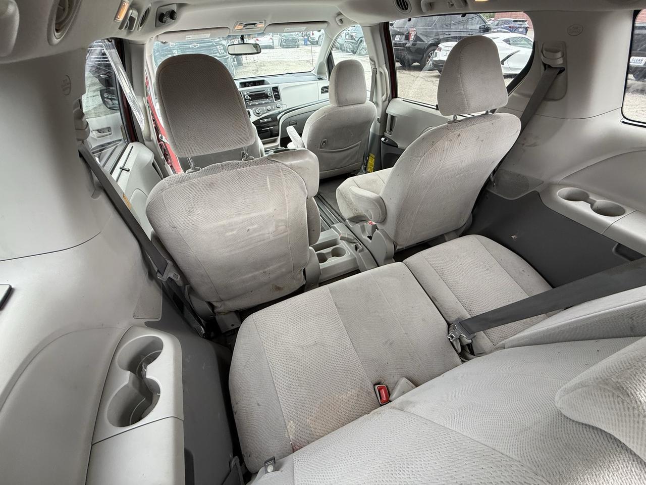 2012 Toyota Sienna Base Crestwood KY