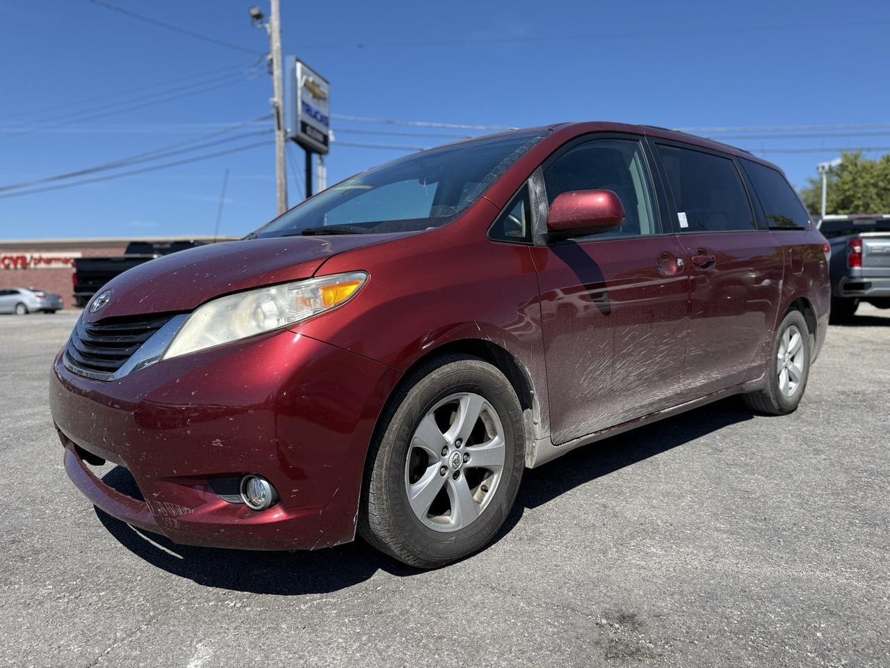 2012 Toyota Sienna Base Crestwood KY