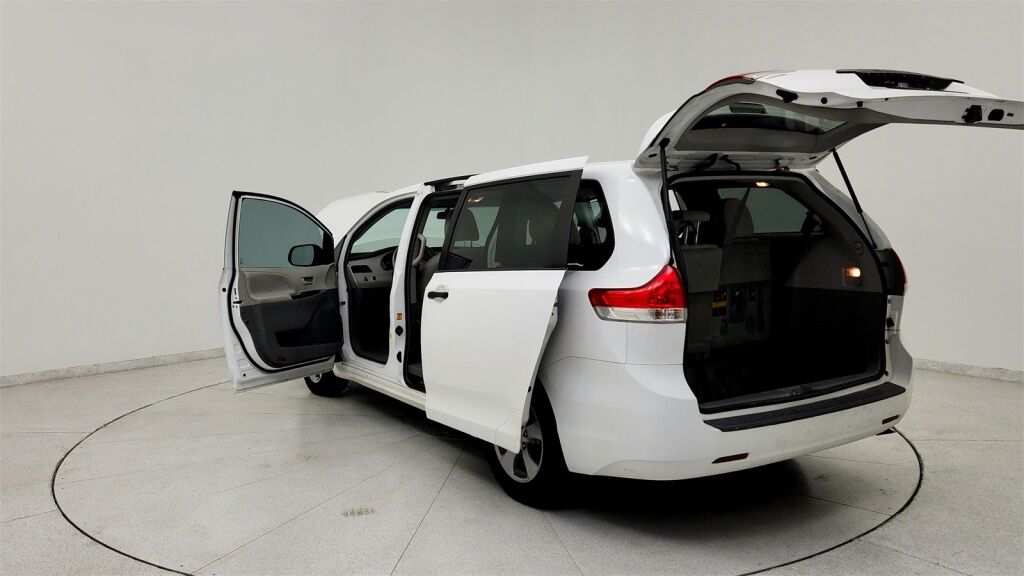 2012 Toyota Sienna Base Laurel MD