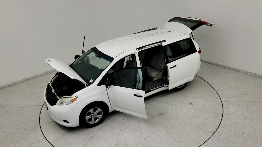 2012 Toyota Sienna Base Laurel MD