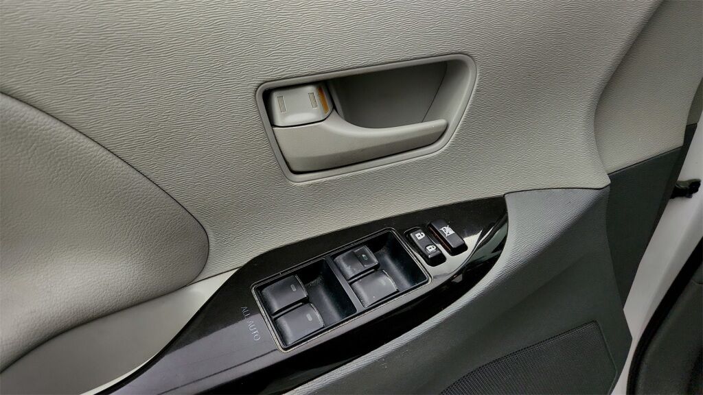 2012 Toyota Sienna Base Laurel MD