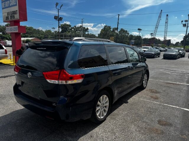 2012 Toyota Sienna LE 7 Passenger Indianapolis IN