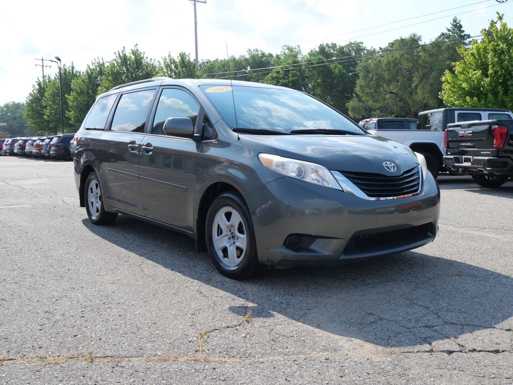 2012 Toyota Sienna LE