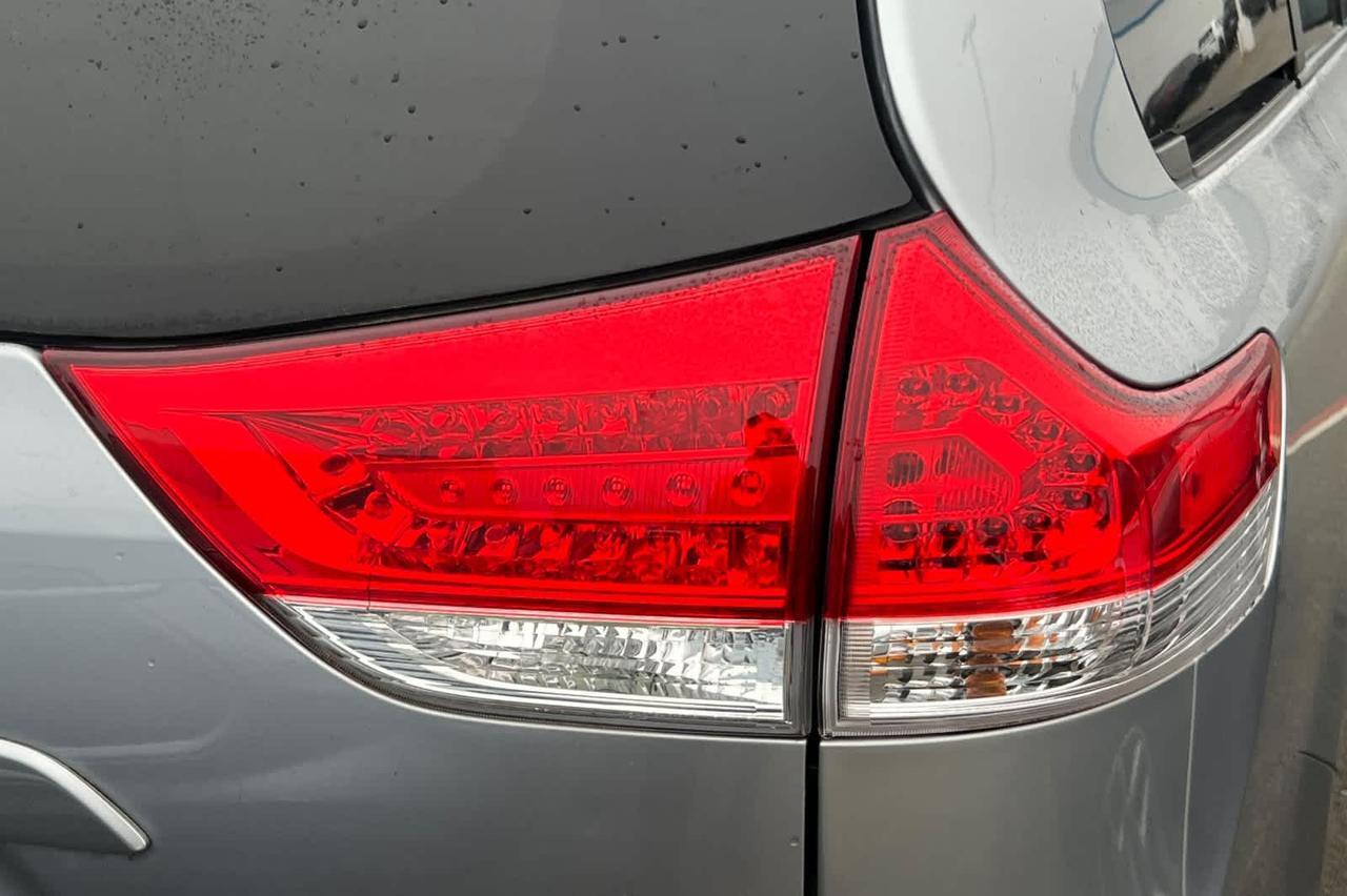 2012 Toyota Sienna LE Roseville CA