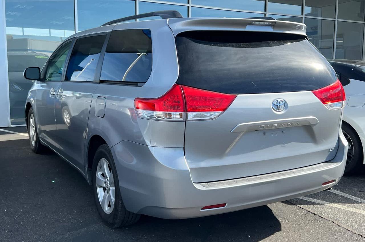 2012 Toyota Sienna LE Roseville CA