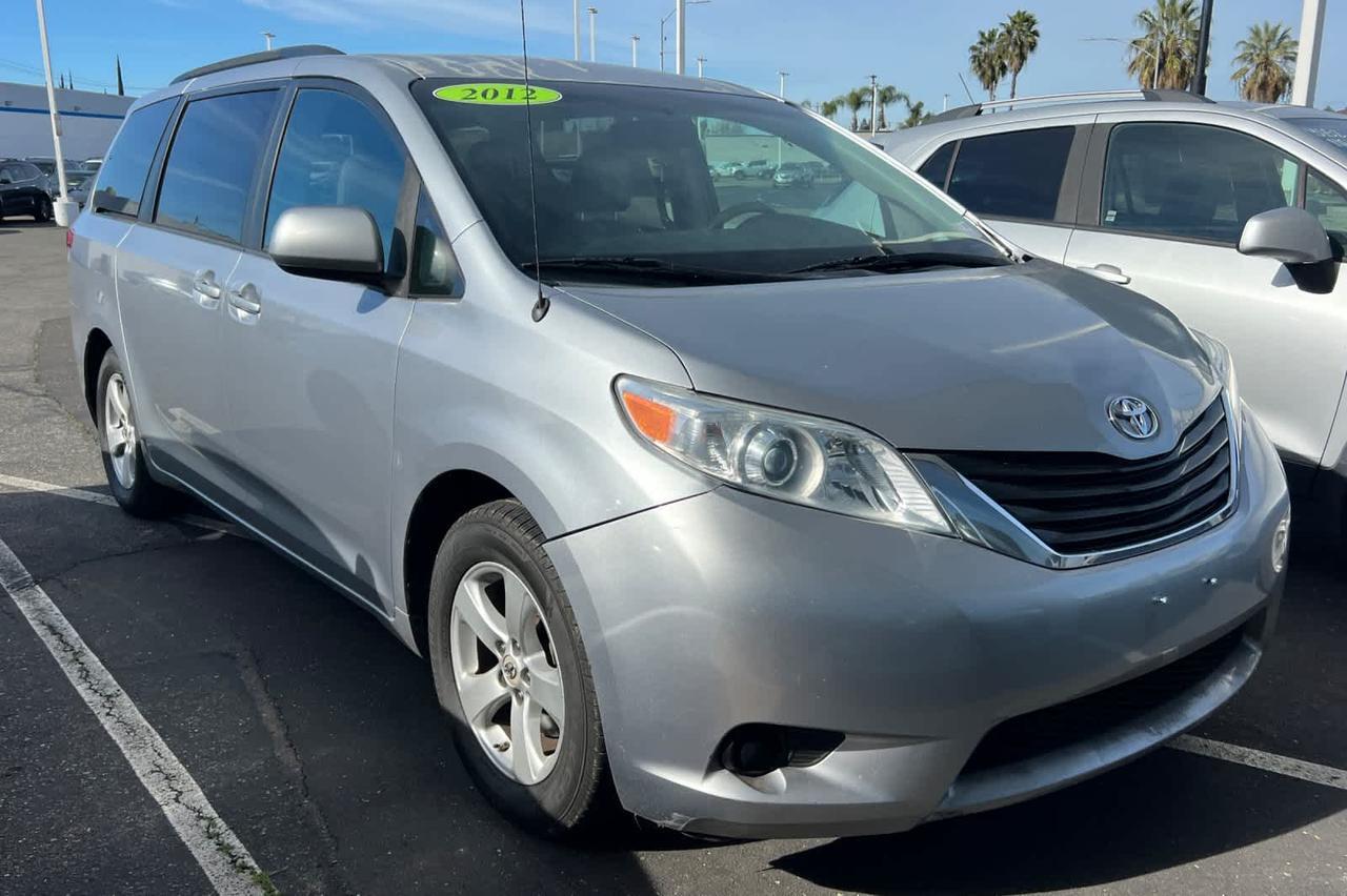 2012 Toyota Sienna LE