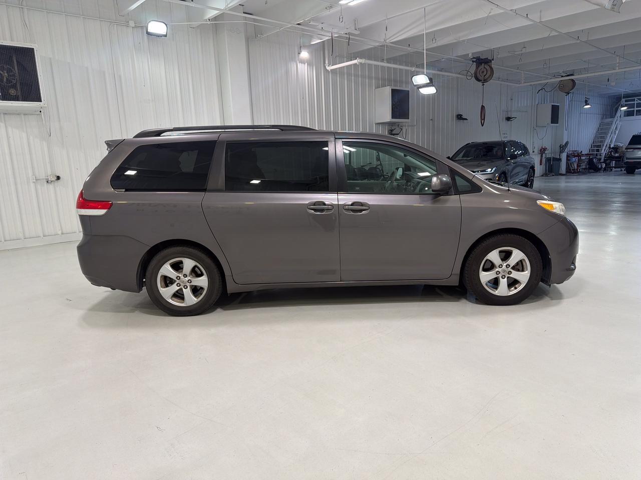 2012 Toyota Sienna LE San Antonio TX
