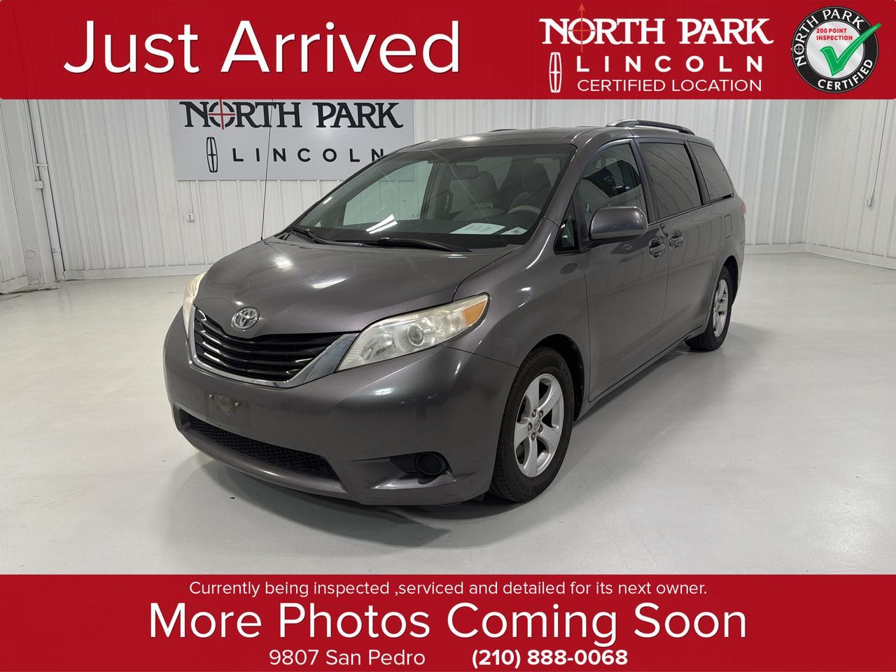 2012 Toyota Sienna LE
