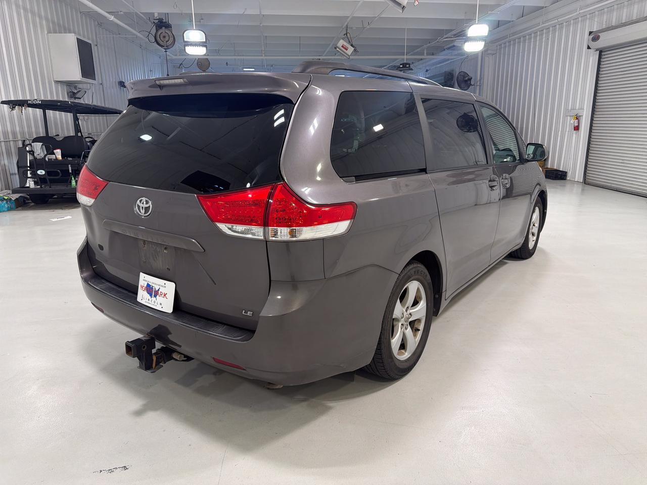 2012 Toyota Sienna LE San Antonio TX