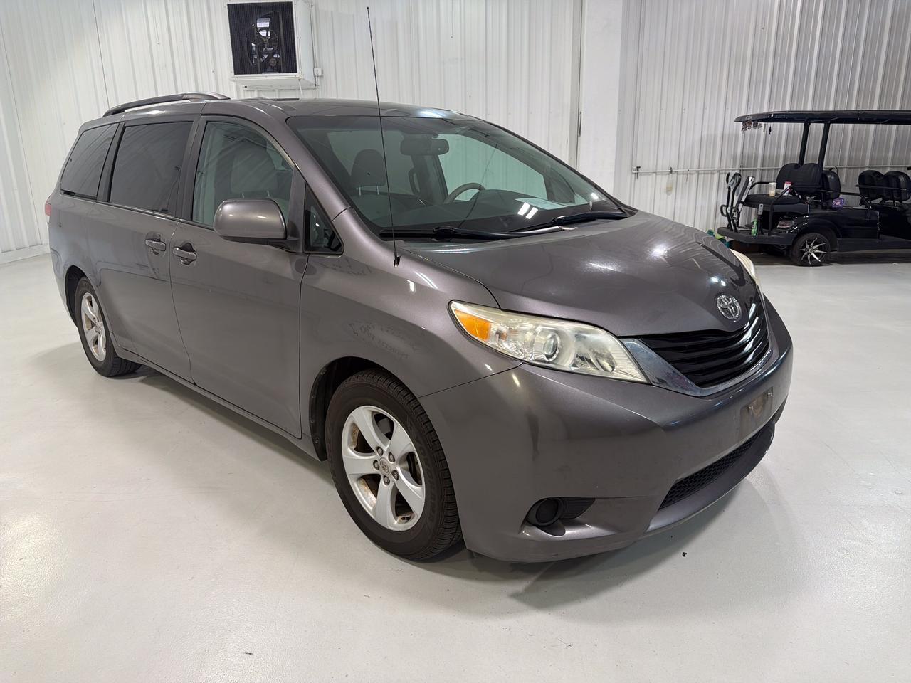 2012 Toyota Sienna LE San Antonio TX