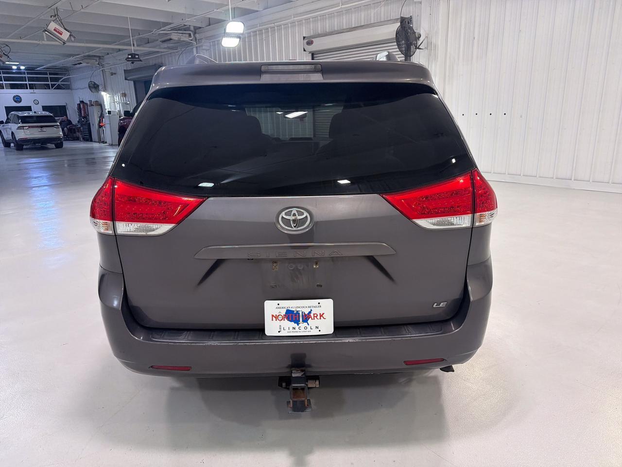 2012 Toyota Sienna LE San Antonio TX